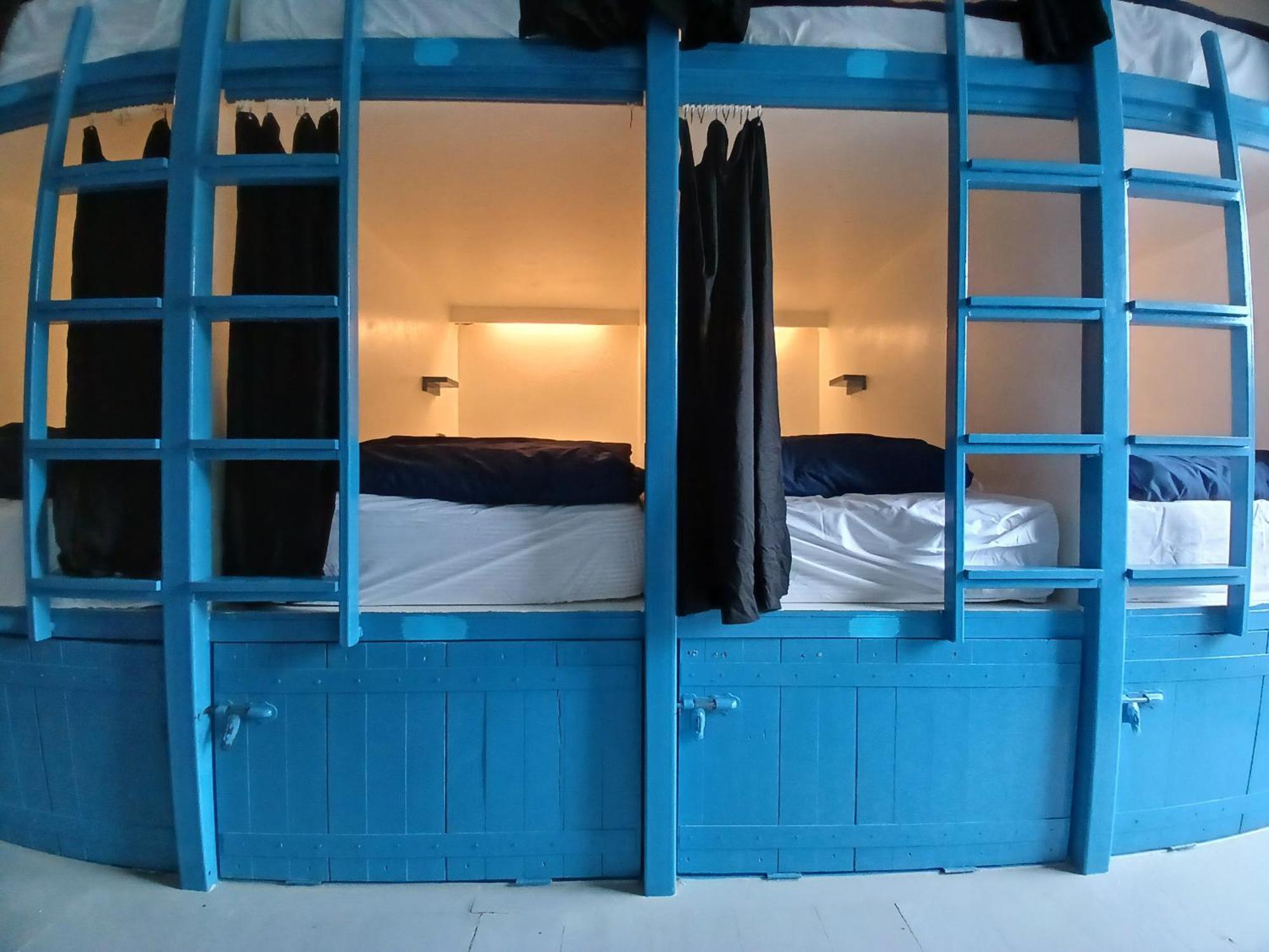 The Hangout Hostel Ao Nang Exterior photo